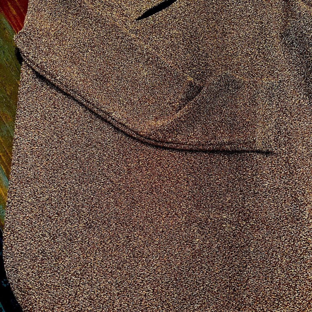 This beautiful gold bling top is amazing!